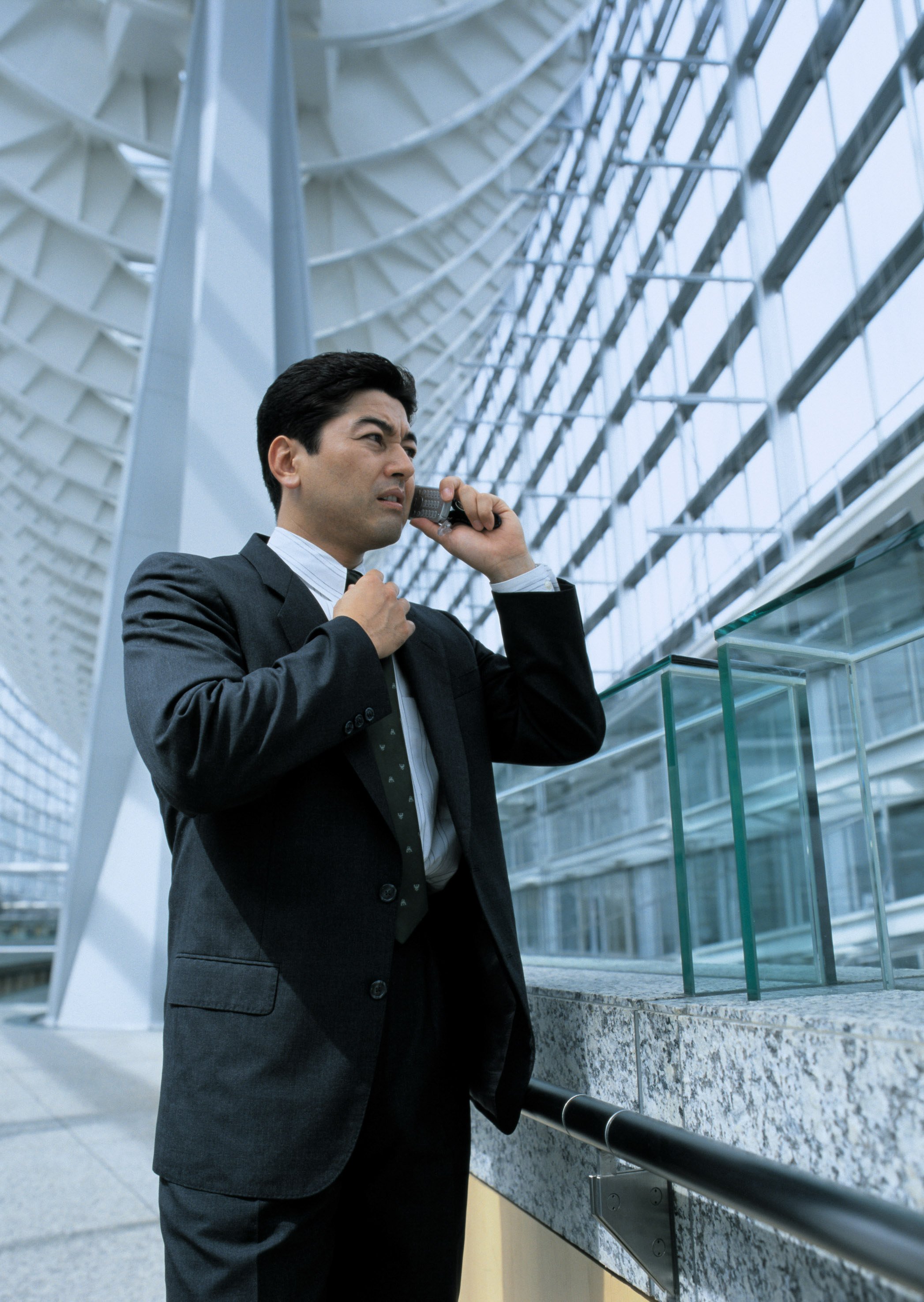 リーダーシップ向上の鍵!自律型人材育成に効果的な方法とは?